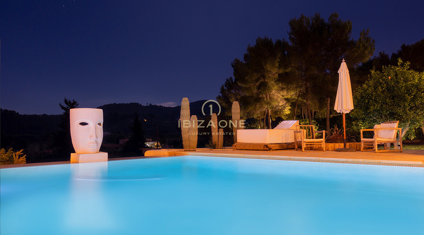 Prachtige luxe Ibiza finca omgeven door de natuur met een Blakstad project te koop, Ibiza - Prachtige luxe Ibiza finca omgeven door de natuur met een Blakstad project te huur, Ibiza