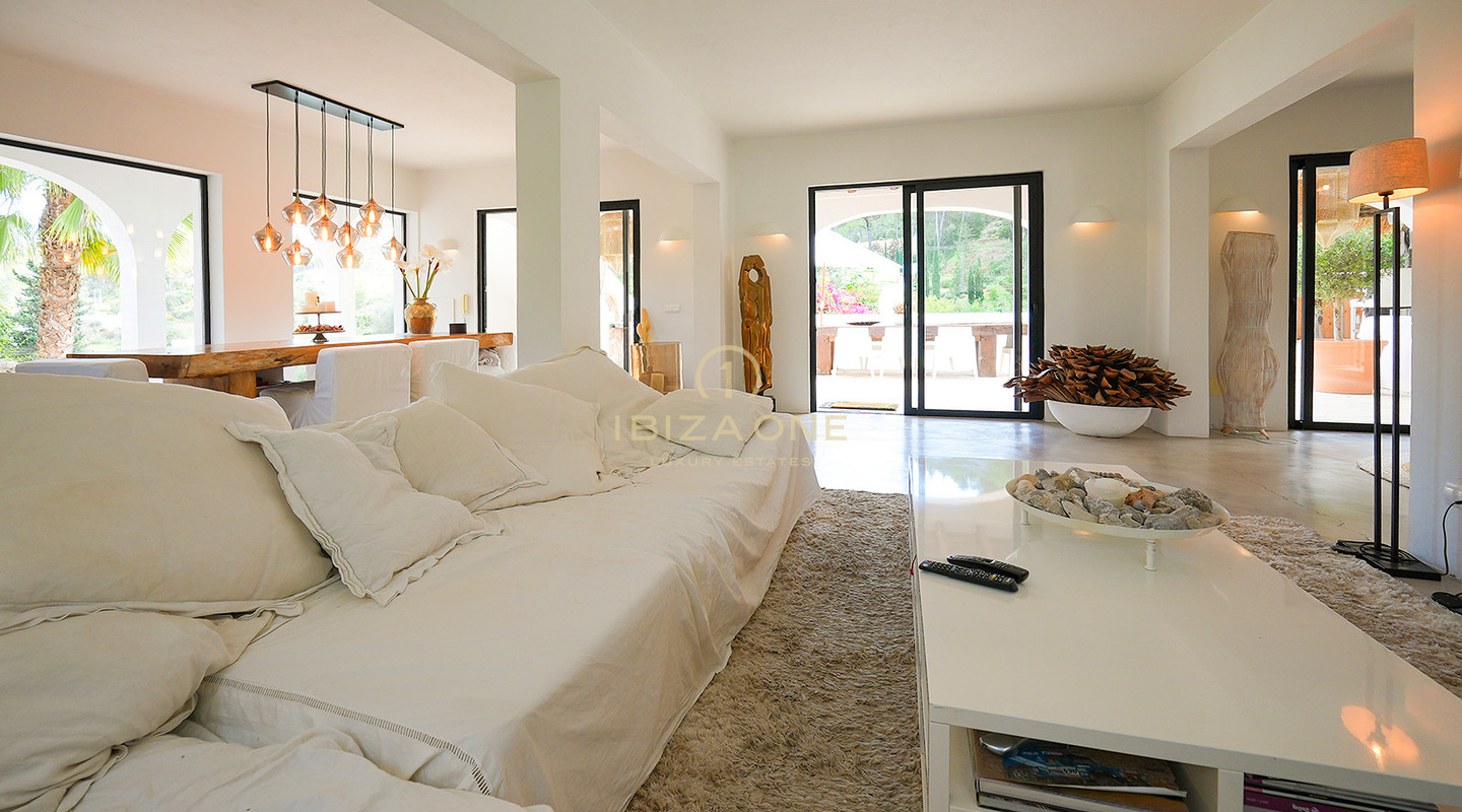 Prachtige luxe Ibiza finca omgeven door de natuur met een Blakstad project te koop, Ibiza - Prachtige luxe Ibiza finca omgeven door de natuur met een Blakstad project te huur, Ibiza