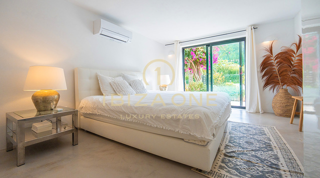Prachtige luxe Ibiza finca omgeven door de natuur met een Blakstad project te koop, Ibiza - Prachtige luxe Ibiza finca omgeven door de natuur met een Blakstad project te huur, Ibiza