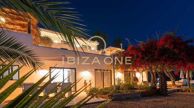 Bellissima finca di lusso a Ibiza immersa nella natura con un progetto Blakstad in vendita, Ibiza - Bellissima finca di lusso a Ibiza immersa nella natura con un progetto Blakstad in affitto, Ibiza