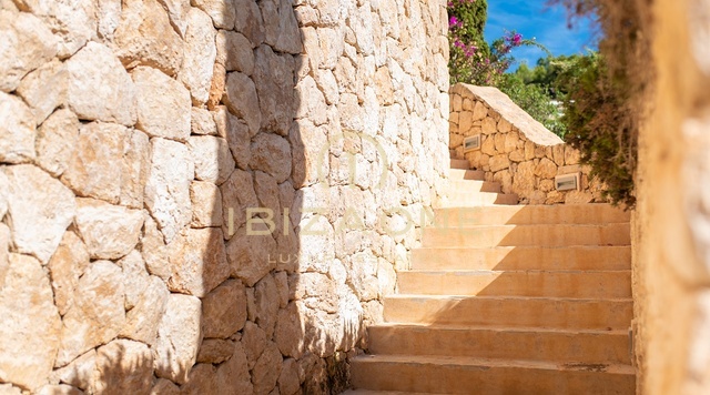 Luxury villa with panoramic sea views in an urbanization steps form the golf course for sale, Ibiza
