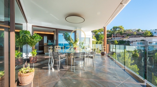 Luxury villa with panoramic sea views in an urbanization steps form the golf course for sale, Ibiza