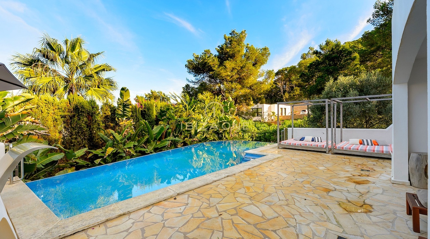Charmante Luxusvilla in Santa Eulalia zu vermieten, Ibiza