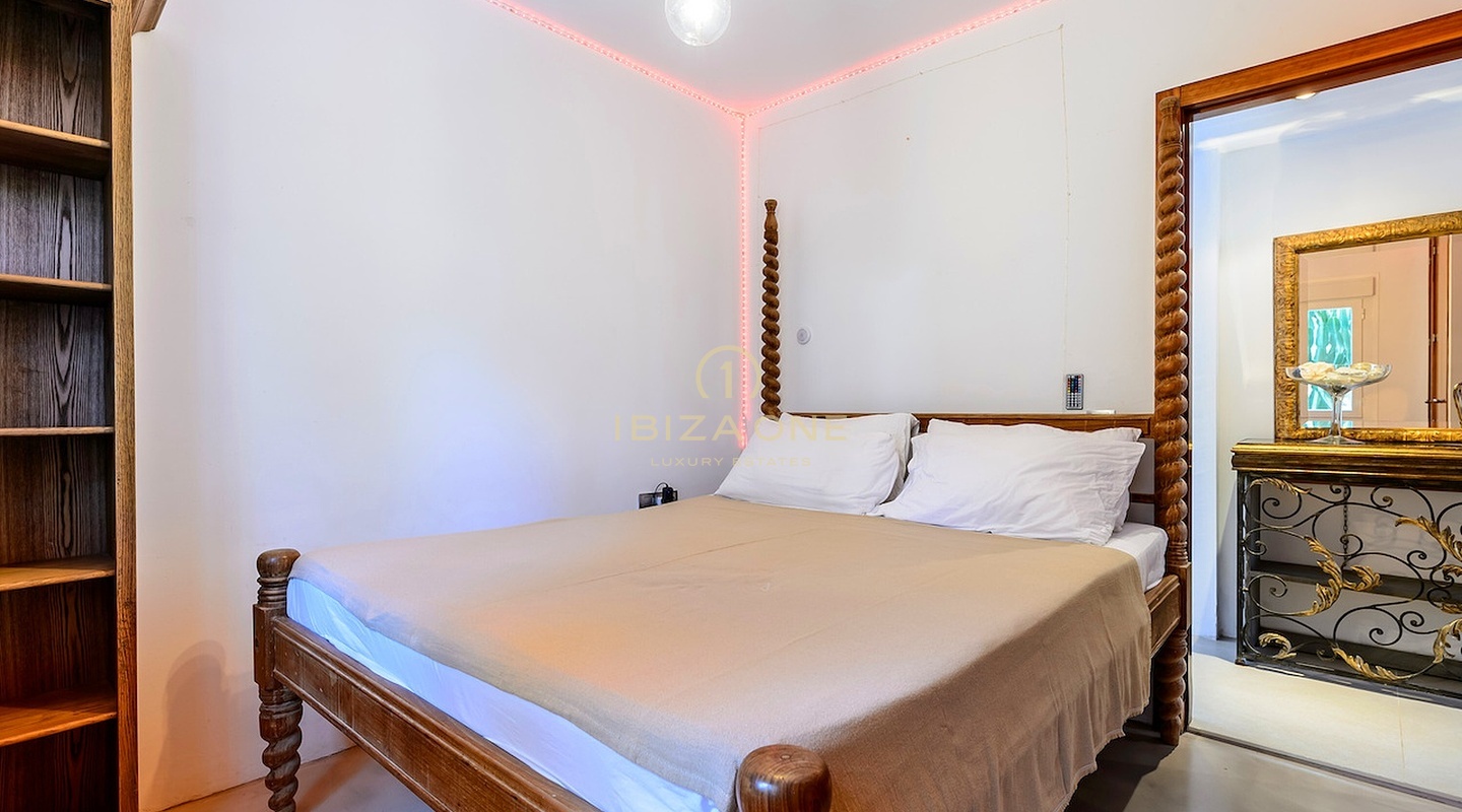 Charmante luxe villa in Santa Eulalia te huur, Ibiza