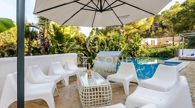 Charmante villa de luxe à louer à Santa Eulalia, Ibiza
