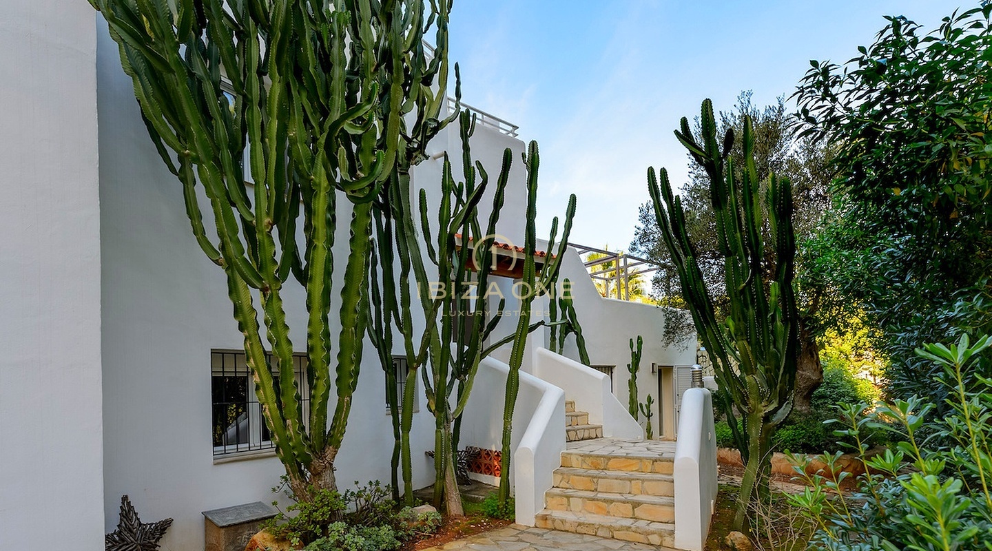 Encantadora villa de lujo en Santa Eulalia en alquiler, Ibiza
