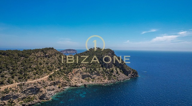 Esclusivo rifugio nella penisola con licenza di affitto turistico: 3 case di lusso con accesso privato al mare in vendita e in affitto, Ibiza