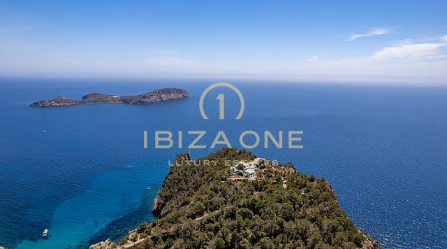 Esclusivo rifugio nella penisola con licenza di affitto turistico: 3 case di lusso con accesso privato al mare in vendita e in affitto, Ibiza