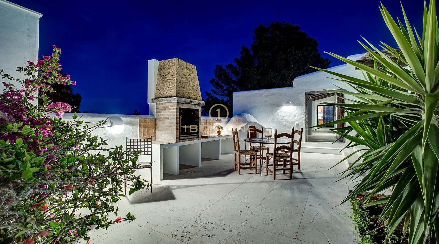 Esclusivo rifugio nella penisola con licenza di affitto turistico: 3 case di lusso con accesso privato al mare in vendita e in affitto, Ibiza