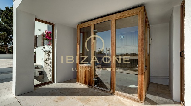 Esclusivo rifugio nella penisola con licenza di affitto turistico: 3 case di lusso con accesso privato al mare in vendita e in affitto, Ibiza