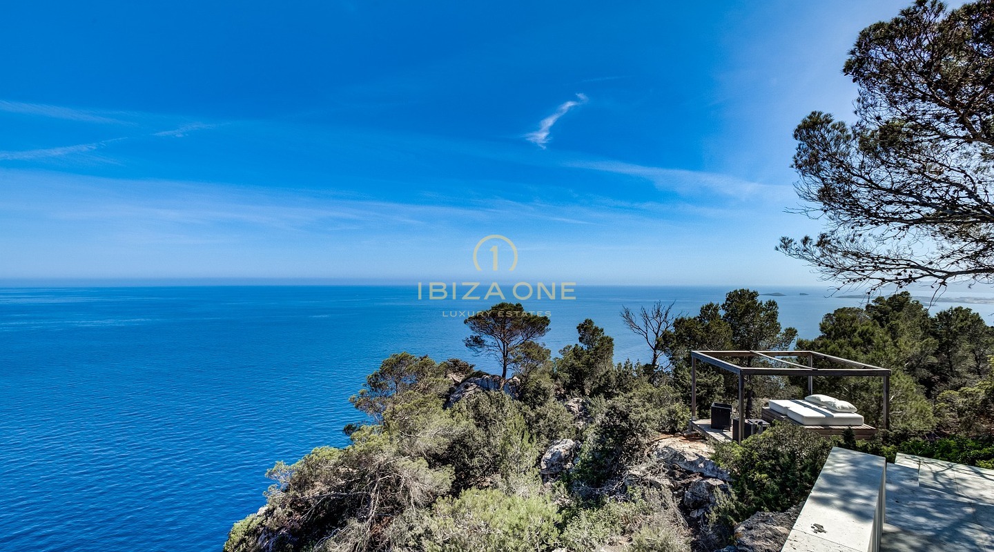 Esclusivo rifugio nella penisola con licenza di affitto turistico: 3 case di lusso con accesso privato al mare in vendita e in affitto, Ibiza