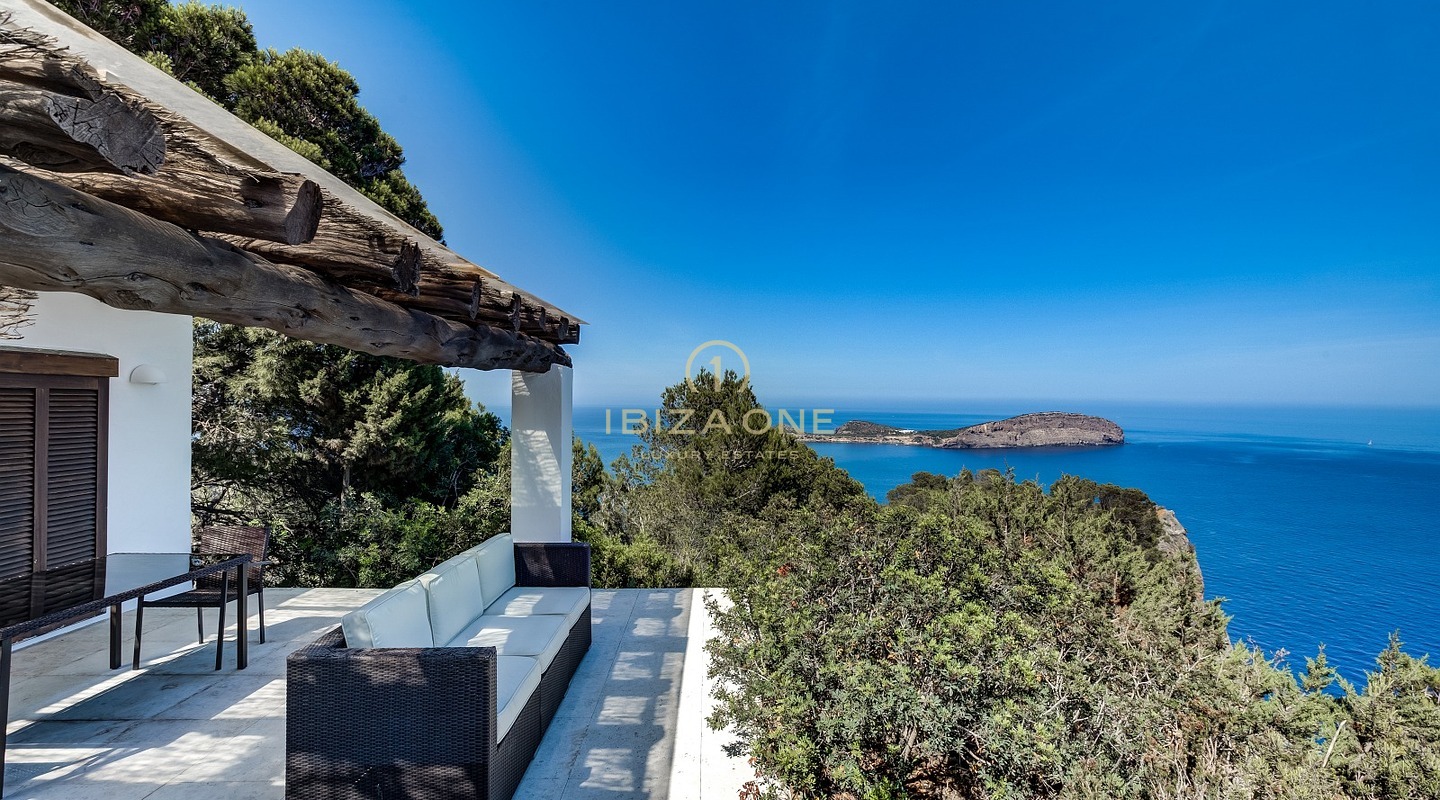 Esclusivo rifugio nella penisola con licenza di affitto turistico: 3 case di lusso con accesso privato al mare in vendita e in affitto, Ibiza