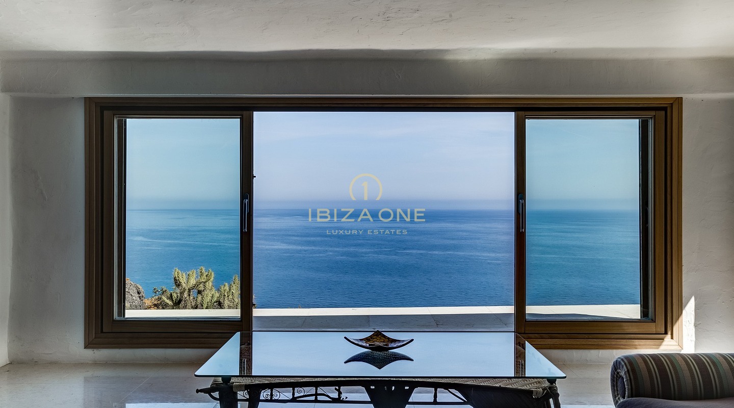 Esclusivo rifugio nella penisola con licenza di affitto turistico: 3 case di lusso con accesso privato al mare in vendita e in affitto, Ibiza