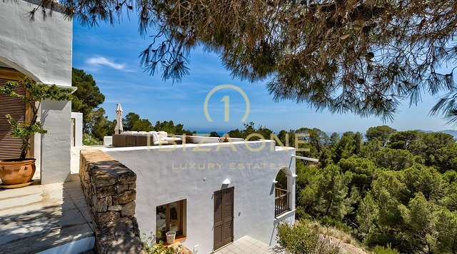 Esclusivo rifugio nella penisola con licenza di affitto turistico: 3 case di lusso con accesso privato al mare in vendita e in affitto, Ibiza