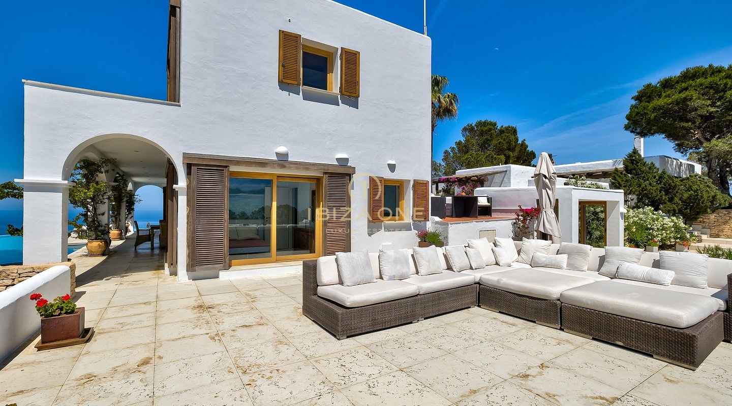 Esclusivo rifugio nella penisola con licenza di affitto turistico: 3 case di lusso con accesso privato al mare in vendita e in affitto, Ibiza