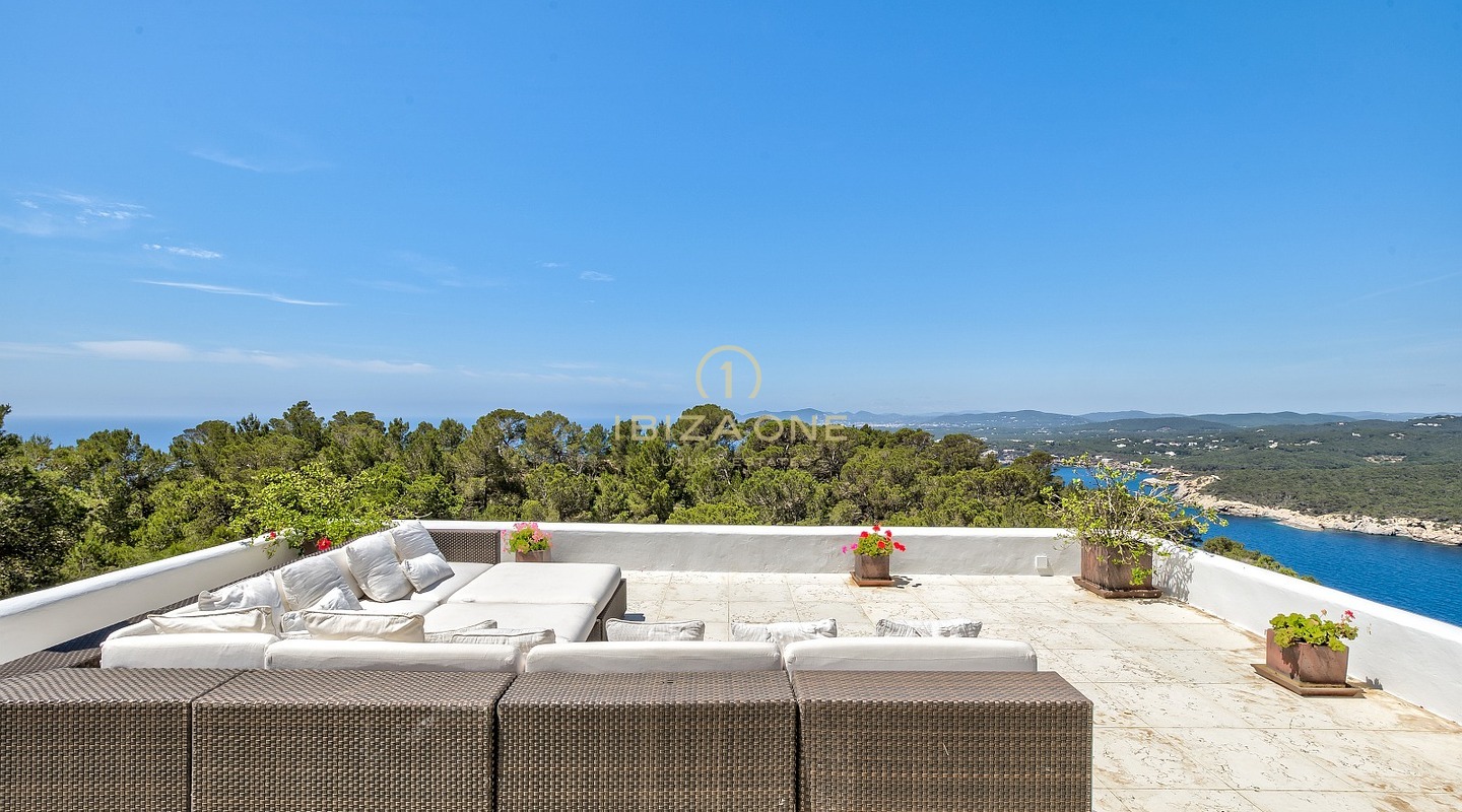 Esclusivo rifugio nella penisola con licenza di affitto turistico: 3 case di lusso con accesso privato al mare in vendita e in affitto, Ibiza