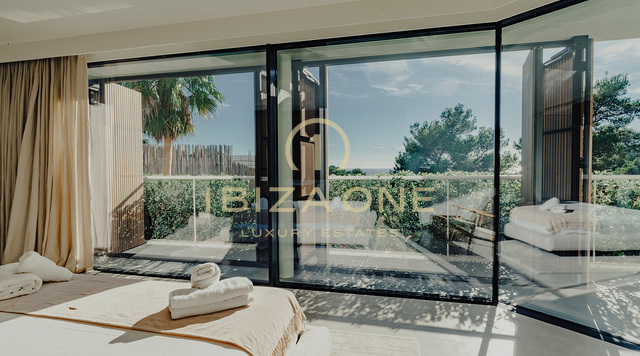 Nuova villa di lusso con fantastica vista sul mare in vendita nell'ambita urbanizzazione più sicura Vista Alegre in vendita, Ibiza