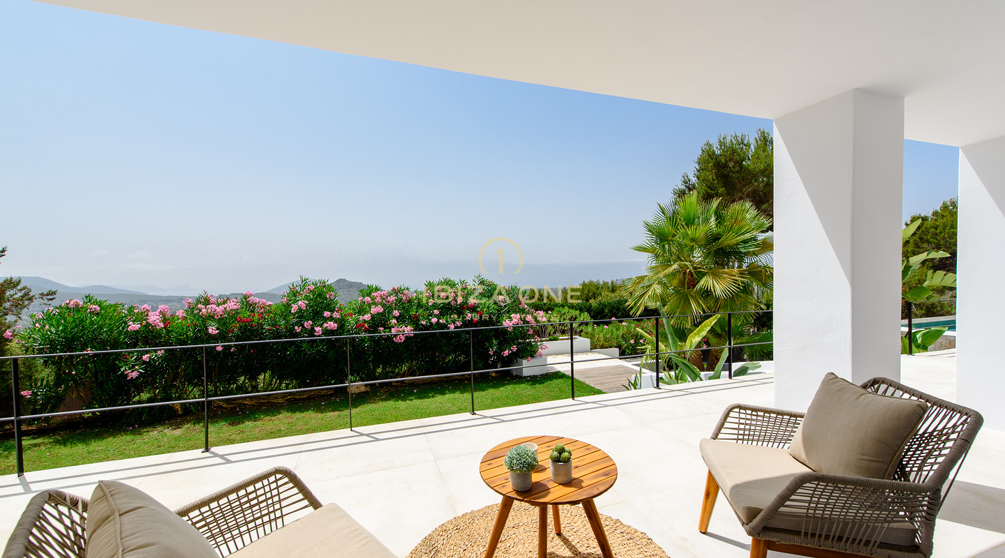 Wunderschöne Luxusvilla mit 6 Schlafzimmern und Meerblick auf Ibiza zu verkaufen