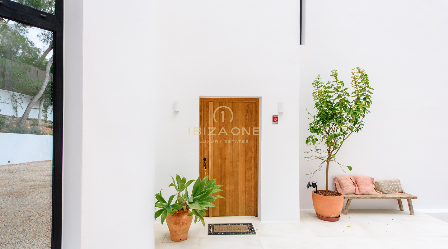 Wunderschöne Luxusvilla mit 6 Schlafzimmern und Meerblick auf Ibiza zu verkaufen