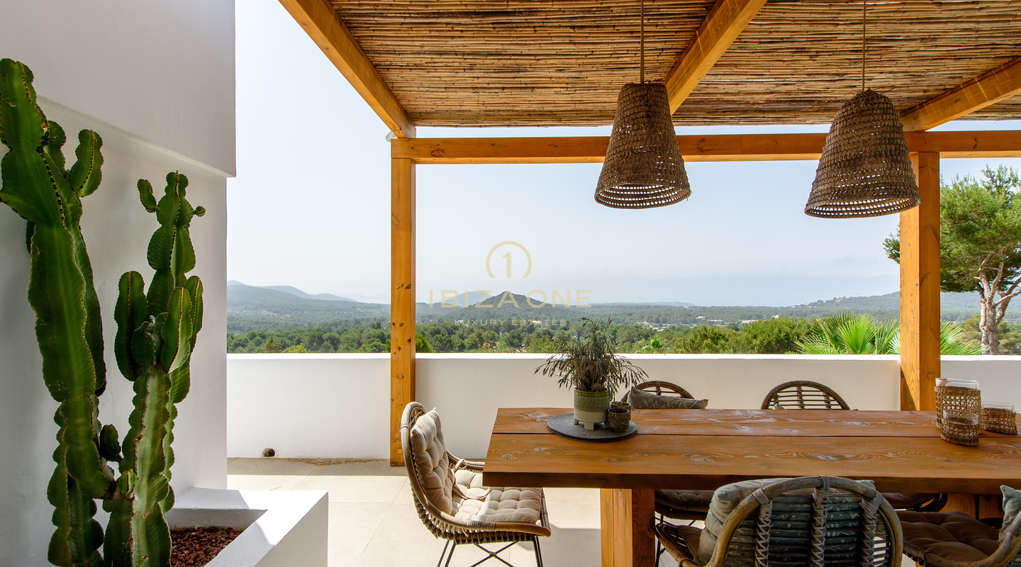Belle villa de luxe de 6 chambres avec vue sur la mer à vendre, Ibiza