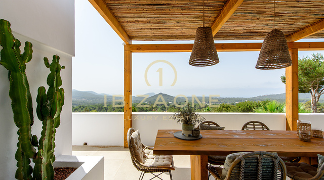 Wunderschöne Luxusvilla mit 6 Schlafzimmern und Meerblick auf Ibiza zu verkaufen