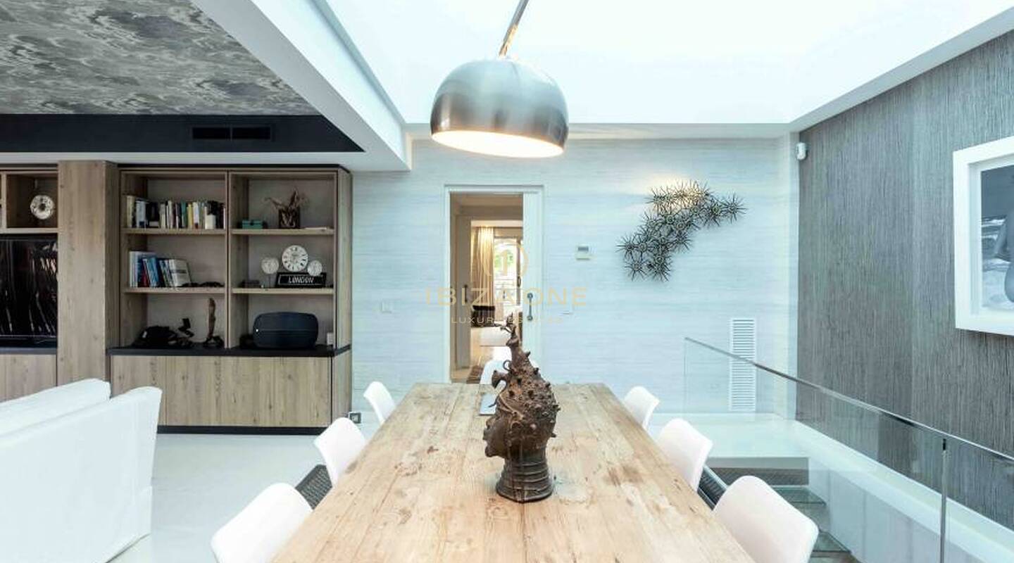 Magnificent property close to Talamanca beach for sale