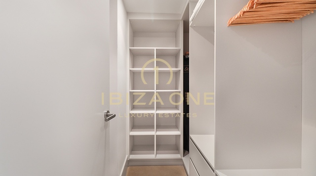 Modern luxury apartment on Paseo Maritimo in Edificio Miramar with Dalt Vila and sea views for sale, Ibiza - Modern luxury apartment on Paseo Maritimo in Edificio Miramar with Dalt Vila and sea views for rent, Ibiza