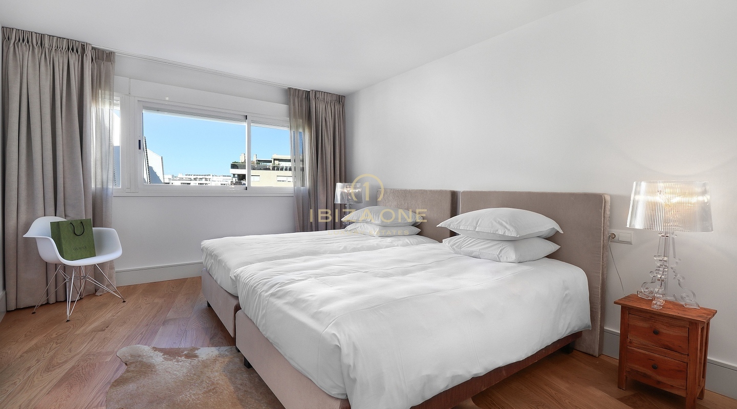 Modernes Luxusapartment am Paseo Maritimo im Edificio Miramar mit Dalt Vila und Meerblick zu verkaufen, Ibiza - Modernes Luxusapartment am Paseo Maritimo im Edificio Miramar mit Dalt Vila und Meerblick zu vermieten, Ibiza