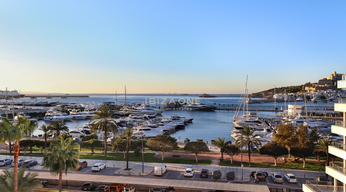 Moderno apartamento de lujo en Paseo Maritimo en Edificio Miramar con Dalt Vila y vistas al mar en venta, Ibiza - Moderno apartamento de lujo en Paseo Maritimo en Edificio Miramar con Dalt Vila y vistas al mar en alquiler, Ibiza