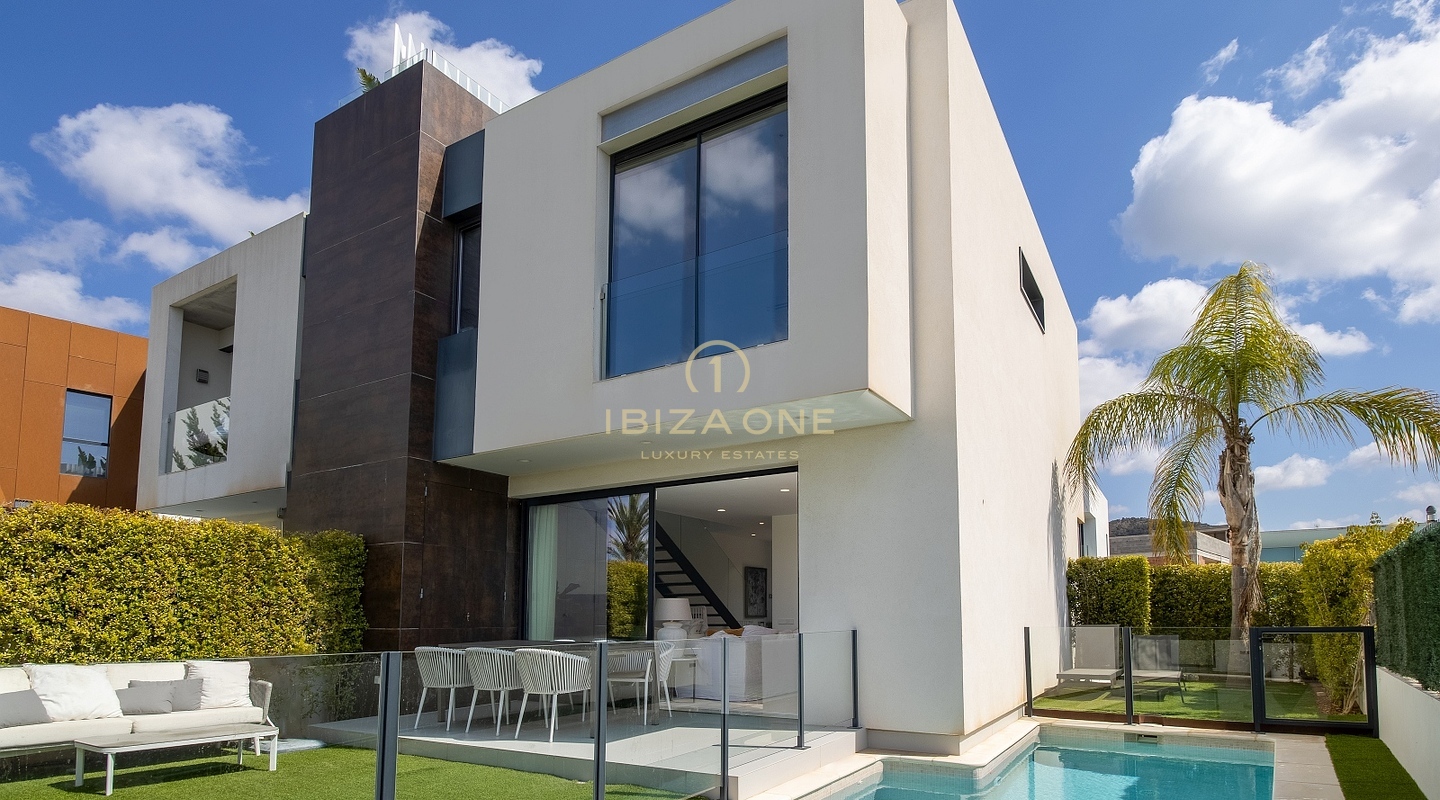 Villa de luxe moderne avec piscine et vue panoramique sur la mer et Dalt Vila à vendre, Ibiza - Villa de luxe moderne avec piscine et vue panoramique sur la mer et Dalt Vila à louer, Ibiza