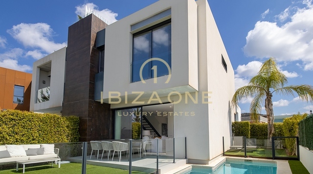 Villa de luxe moderne avec piscine et vue panoramique sur la mer et Dalt Vila à vendre, Ibiza - Villa de luxe moderne avec piscine et vue panoramique sur la mer et Dalt Vila à louer, Ibiza