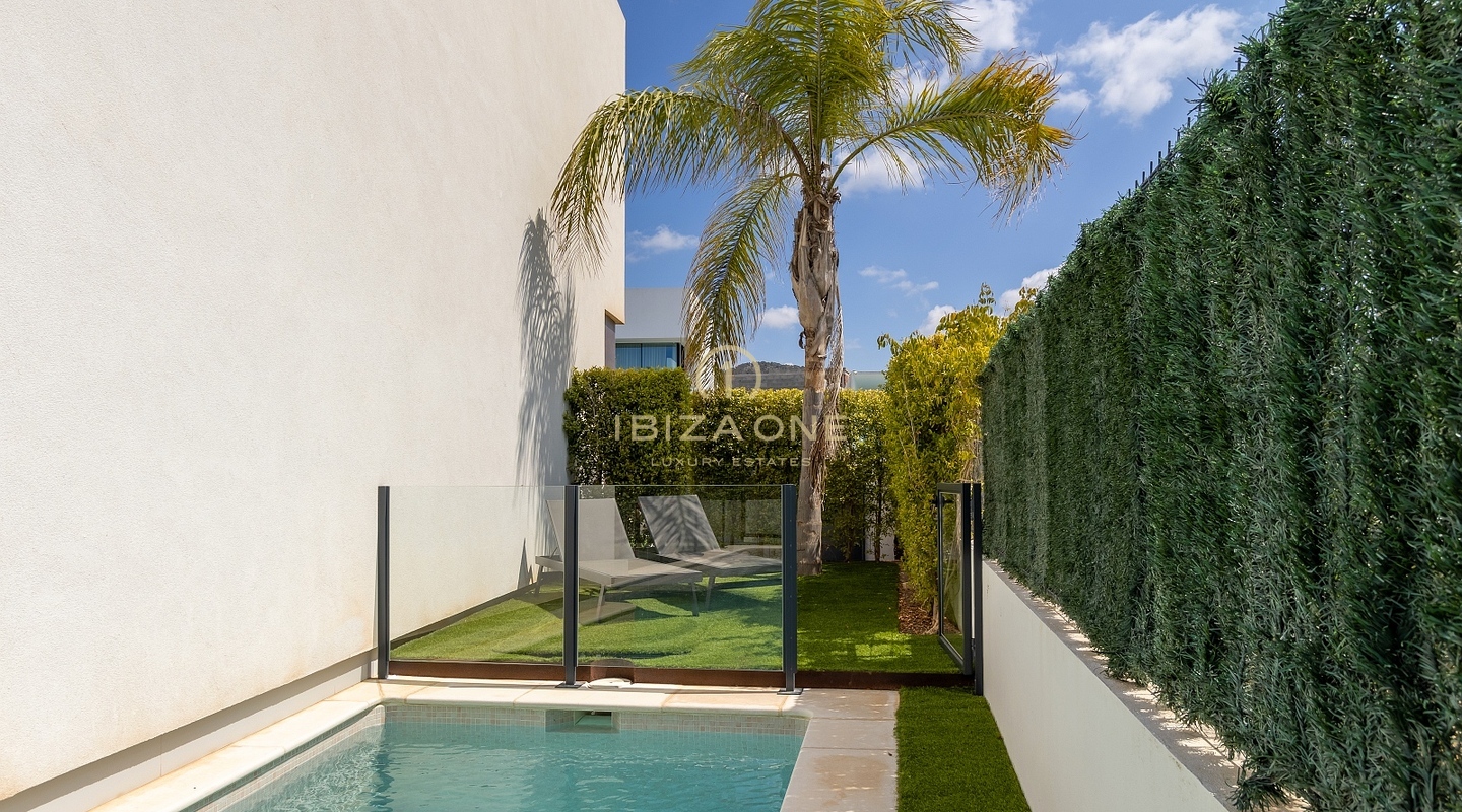 Moderne Luxusvilla mit Pool und Panoramablick auf das Meer und Dalt Vila zu verkaufen, Ibiza - Moderne Luxusvilla mit Pool und Panoramablick auf das Meer und Dalt Vila zu vermieten, Ibiza