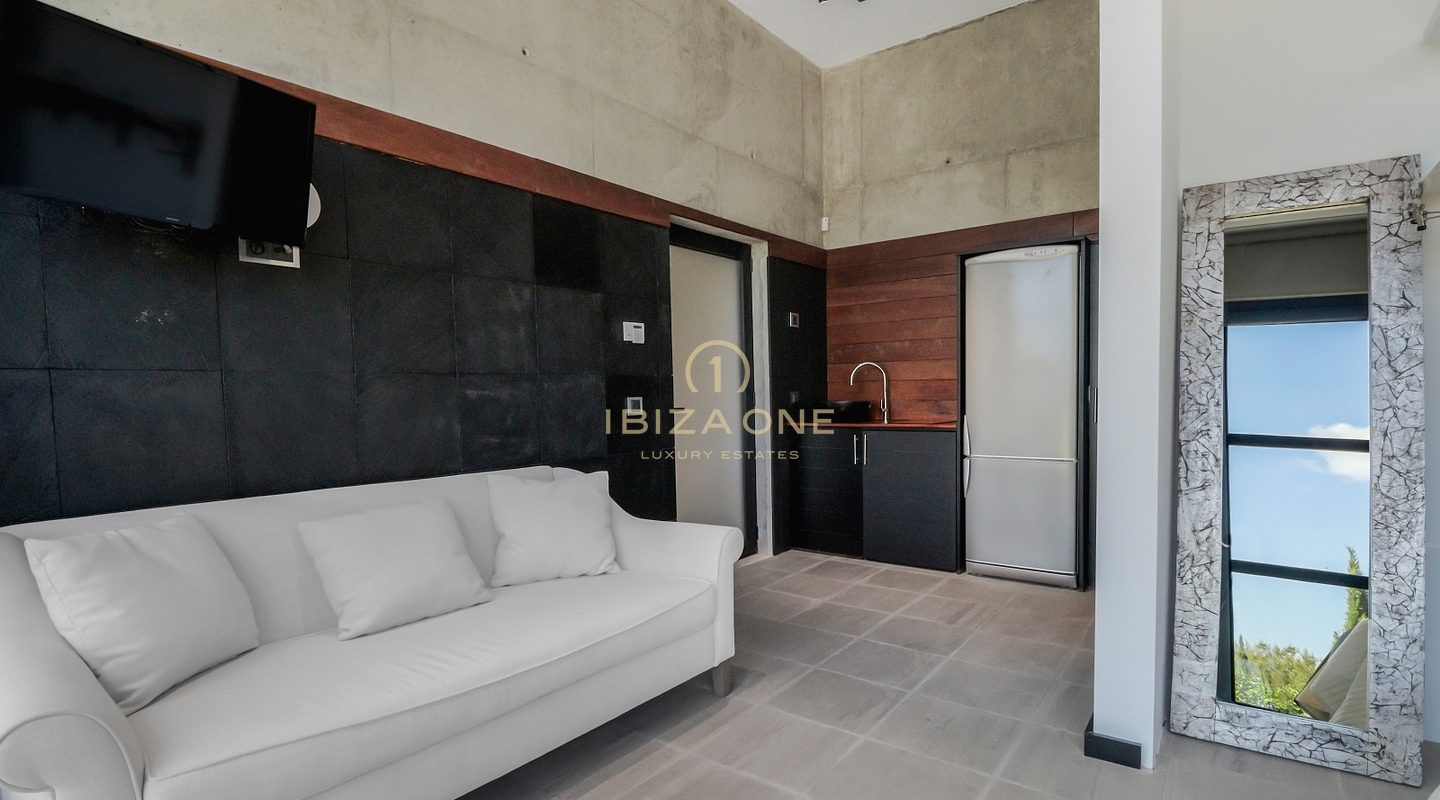 Villa de lujo de diseño con vistas al mar y licencia de alquiler en Can Furnet en venta, Ibiza - Villa de lujo de diseño con vistas al mar y licencia de alquiler en Can Furnet en alquiler, Ibiza