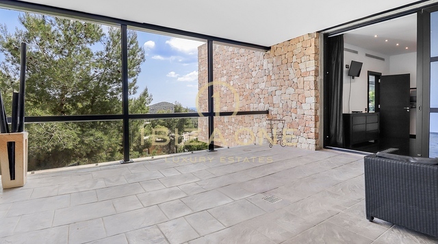 Villa de lujo de diseño con vistas al mar y licencia de alquiler en Can Furnet en venta, Ibiza - Villa de lujo de diseño con vistas al mar y licencia de alquiler en Can Furnet en alquiler, Ibiza