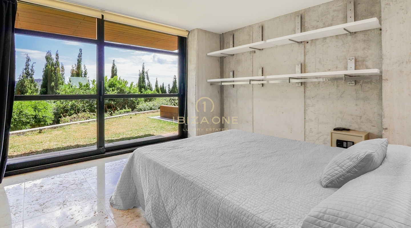 Villa de lujo de diseño con vistas al mar y licencia de alquiler en Can Furnet en venta, Ibiza - Villa de lujo de diseño con vistas al mar y licencia de alquiler en Can Furnet en alquiler, Ibiza