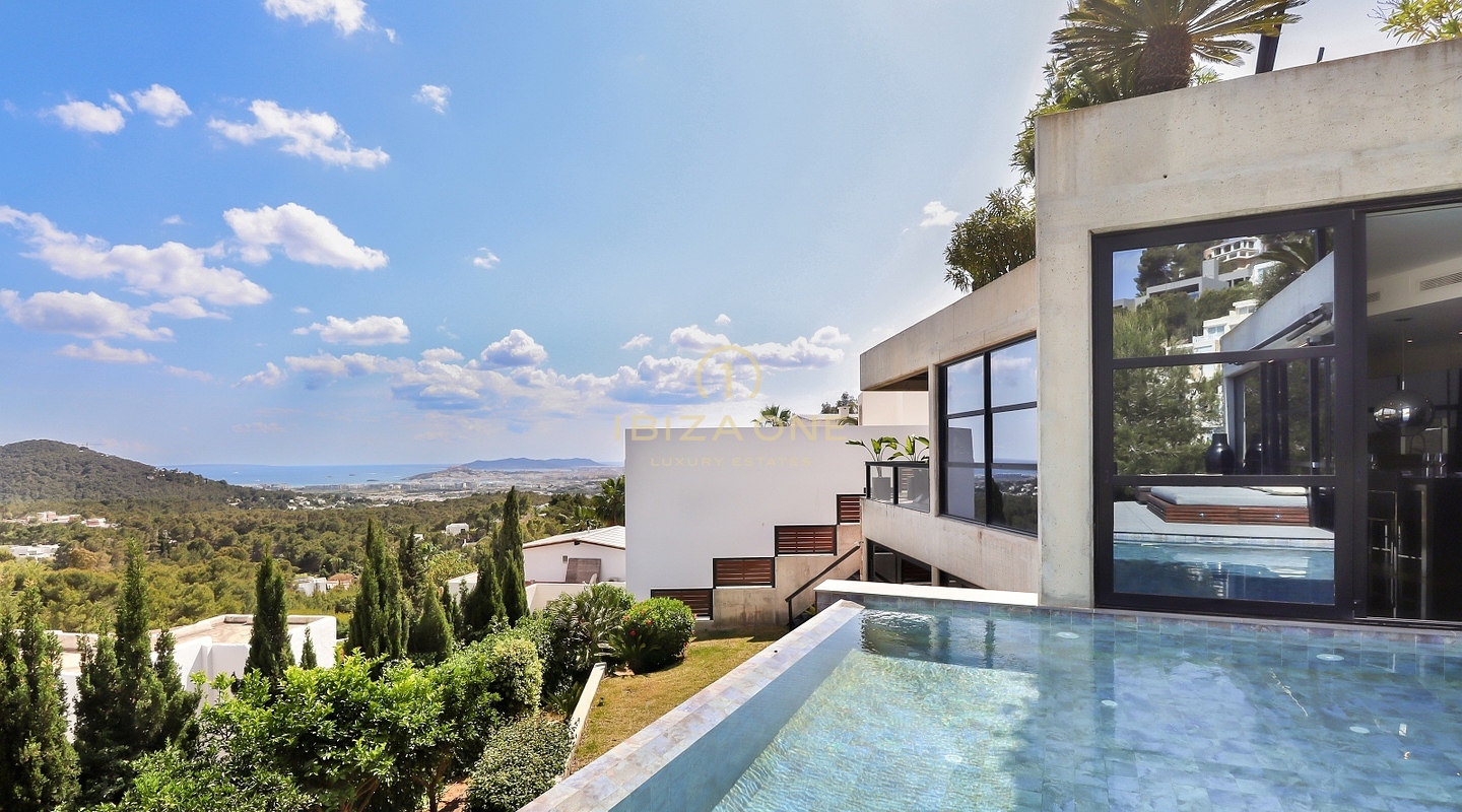 Villa de luxe design avec vue sur la mer et permis de location à Can Furnet à vendre, Ibiza - Villa de luxe design avec vue sur la mer et permis de location à Can Furnet à louer, Ibiza