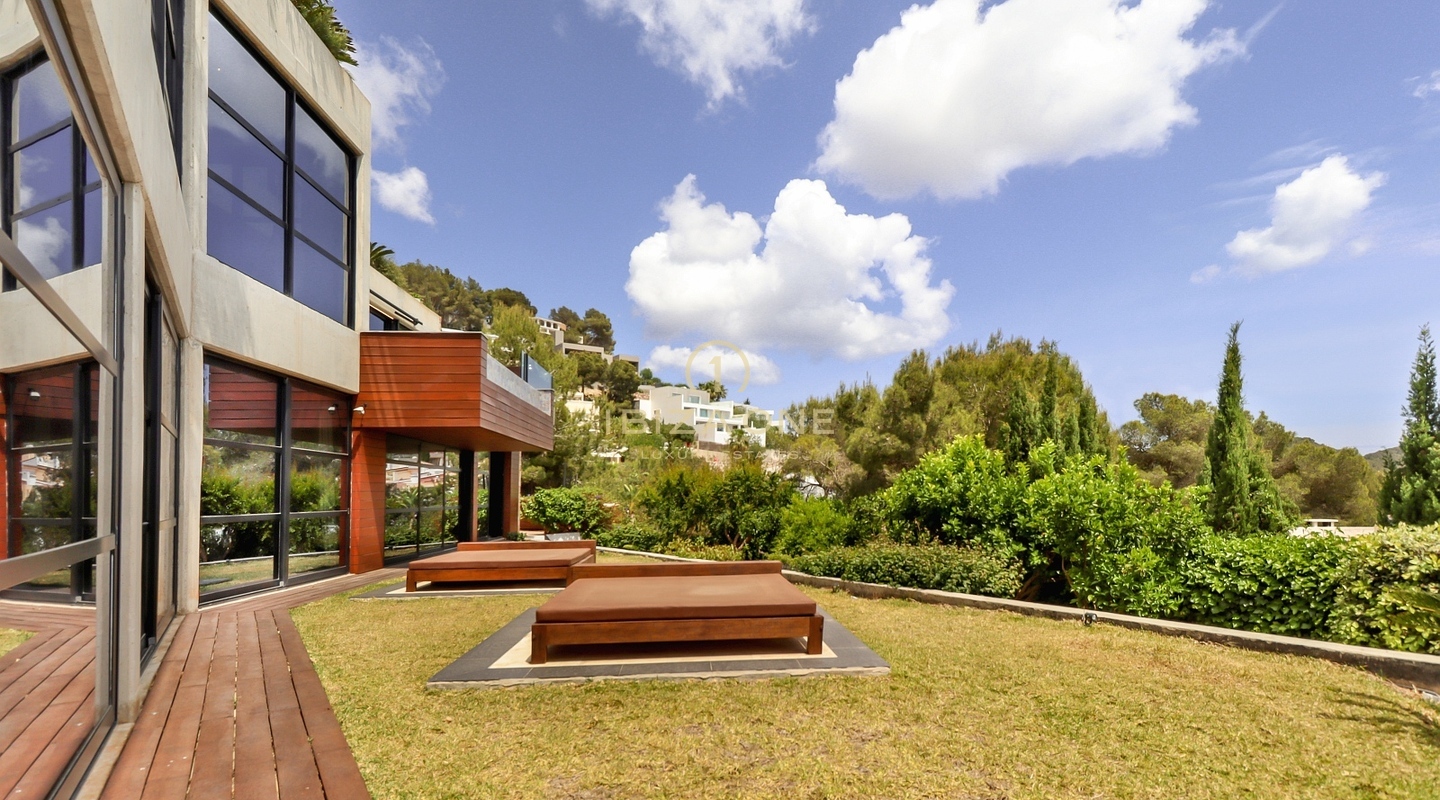 Villa de luxe design avec vue sur la mer et permis de location à Can Furnet à vendre, Ibiza - Villa de luxe design avec vue sur la mer et permis de location à Can Furnet à louer, Ibiza