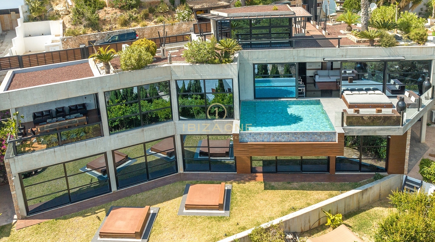 Villa de luxe design avec vue sur la mer et permis de location à Can Furnet à vendre, Ibiza - Villa de luxe design avec vue sur la mer et permis de location à Can Furnet à louer, Ibiza