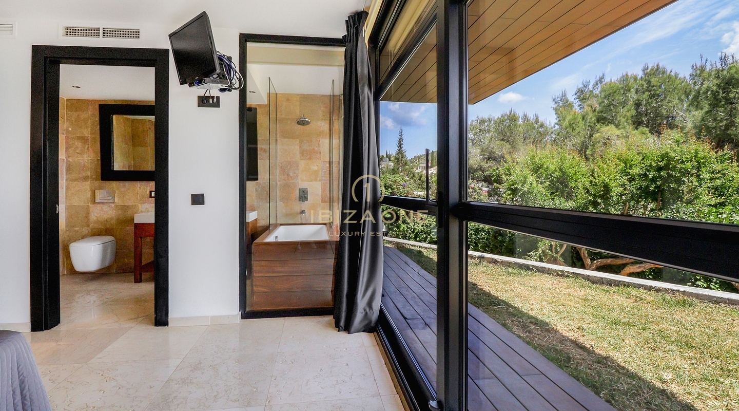 Design luxe villa met zeezicht en verhuurvergunning in Can Furnet te koop, Ibiza - Design luxe villa met zeezicht en verhuurvergunning in Can Furnet te huur, Ibiza