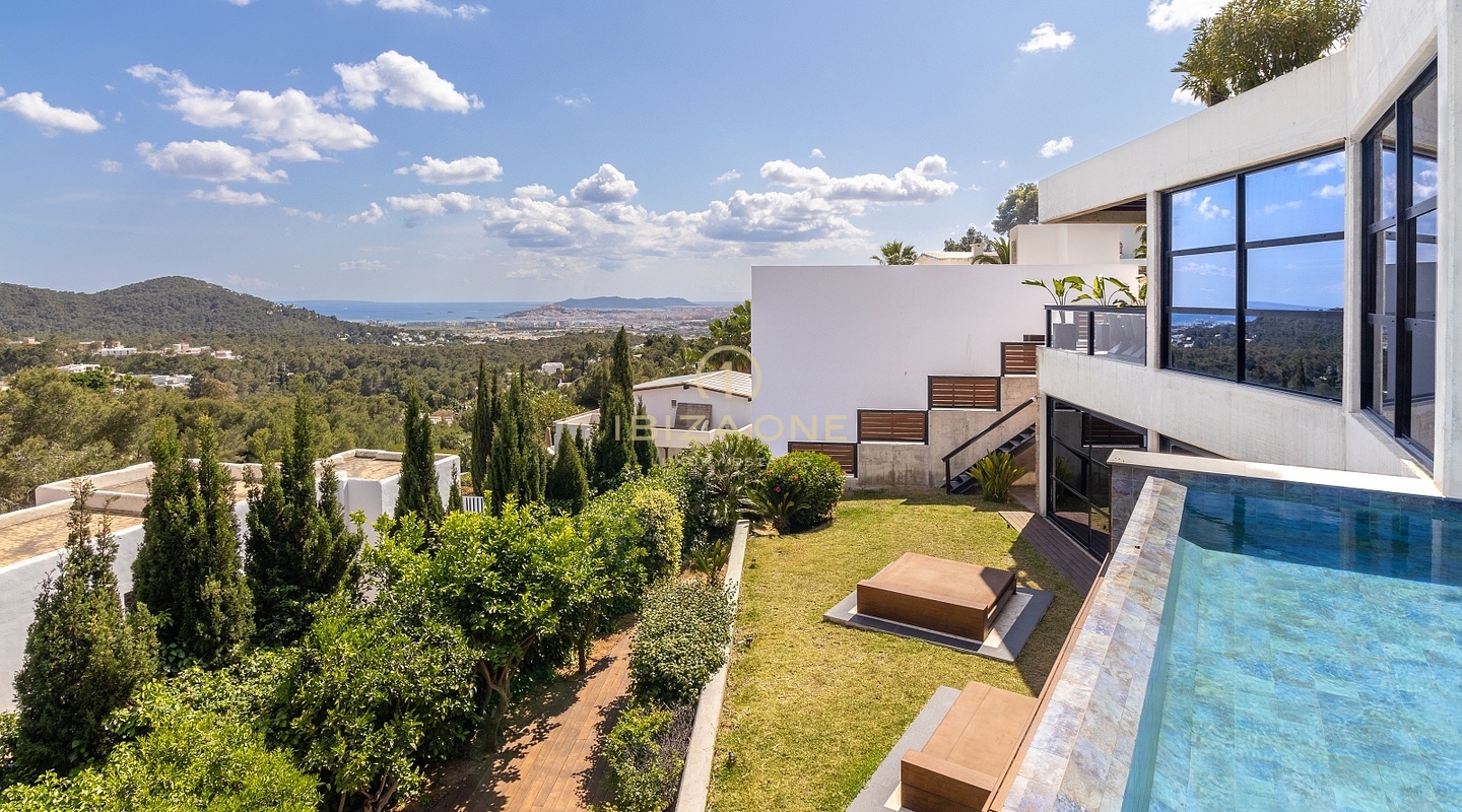 Villa di lusso di design con vista mare e licenza di affitto a Can Furnet in vendita, Ibiza - Villa di lusso di design con vista mare e licenza di affitto a Can Furnet in affitto, Ibiza
