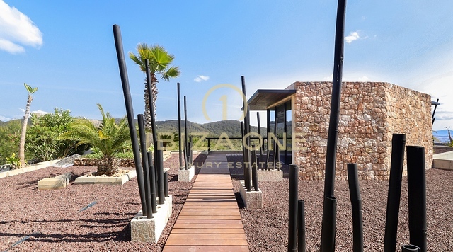 Villa de lujo de diseño con vistas al mar y licencia de alquiler en Can Furnet en venta, Ibiza - Villa de lujo de diseño con vistas al mar y licencia de alquiler en Can Furnet en alquiler, Ibiza