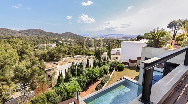Villa de lujo de diseño con vistas al mar y licencia de alquiler en Can Furnet en venta, Ibiza - Villa de lujo de diseño con vistas al mar y licencia de alquiler en Can Furnet en alquiler, Ibiza