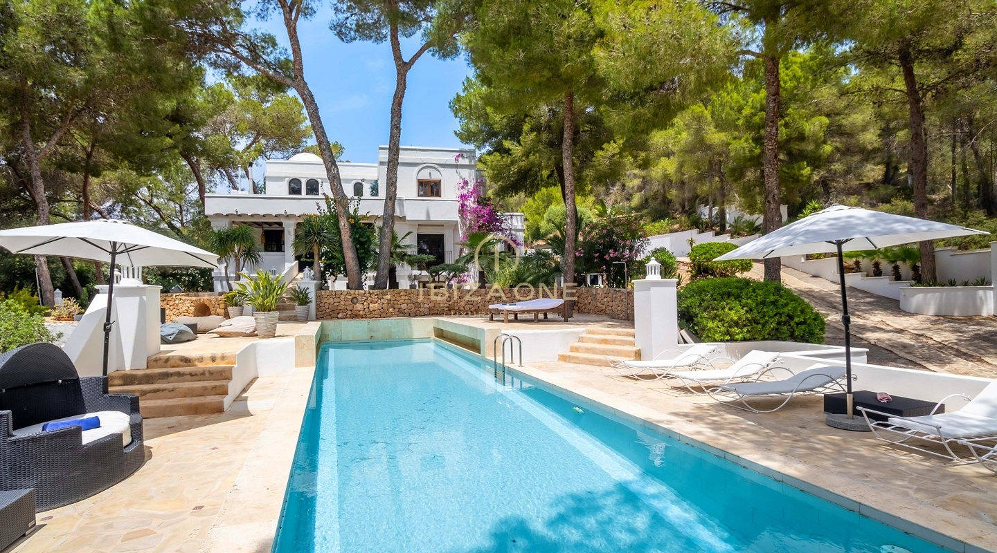 Villa de luxe privée et isolée à vendre à Sa Carroca, Ibiza