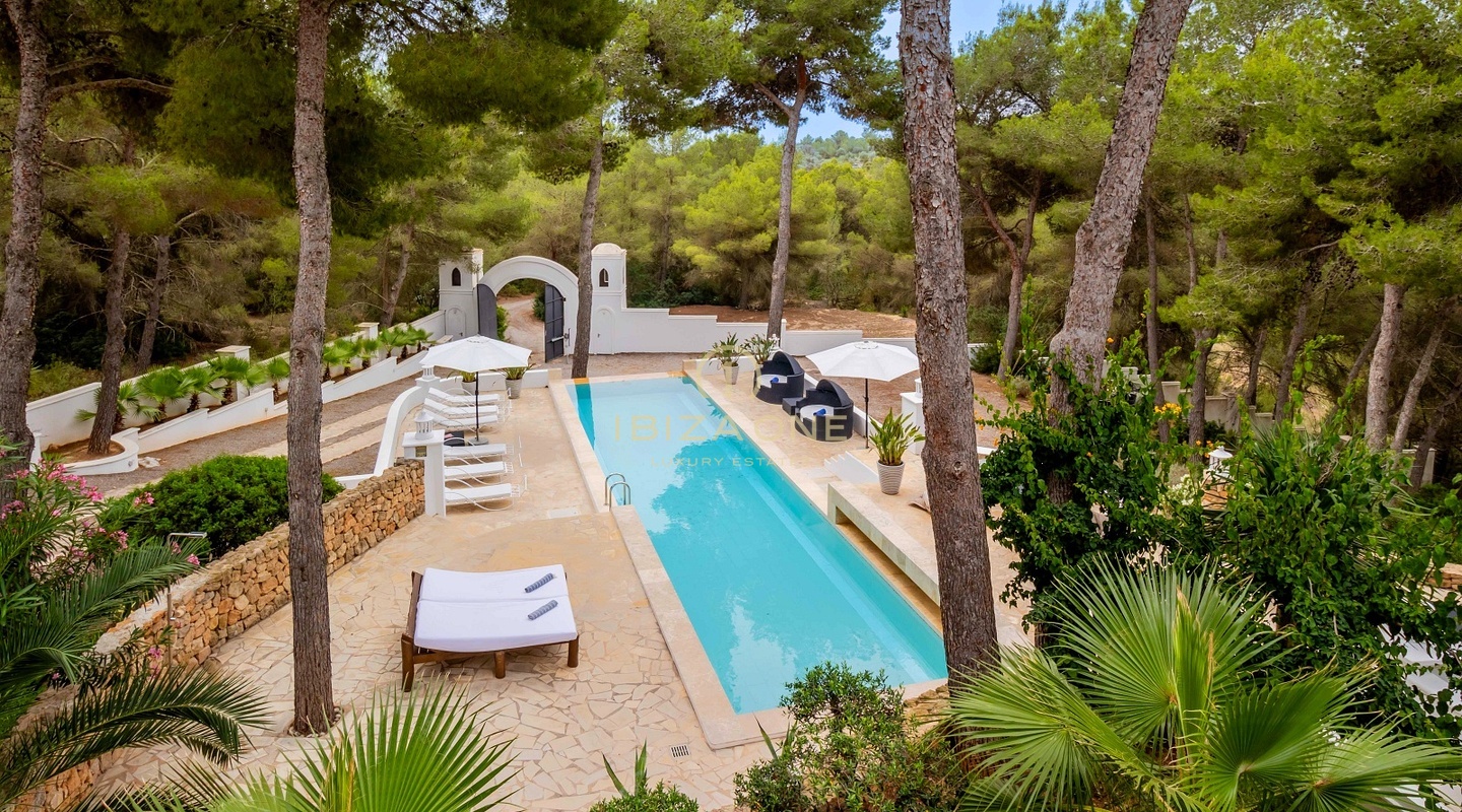 Private and secluded luxury villa in Sa Carroca for sale, Ibiza