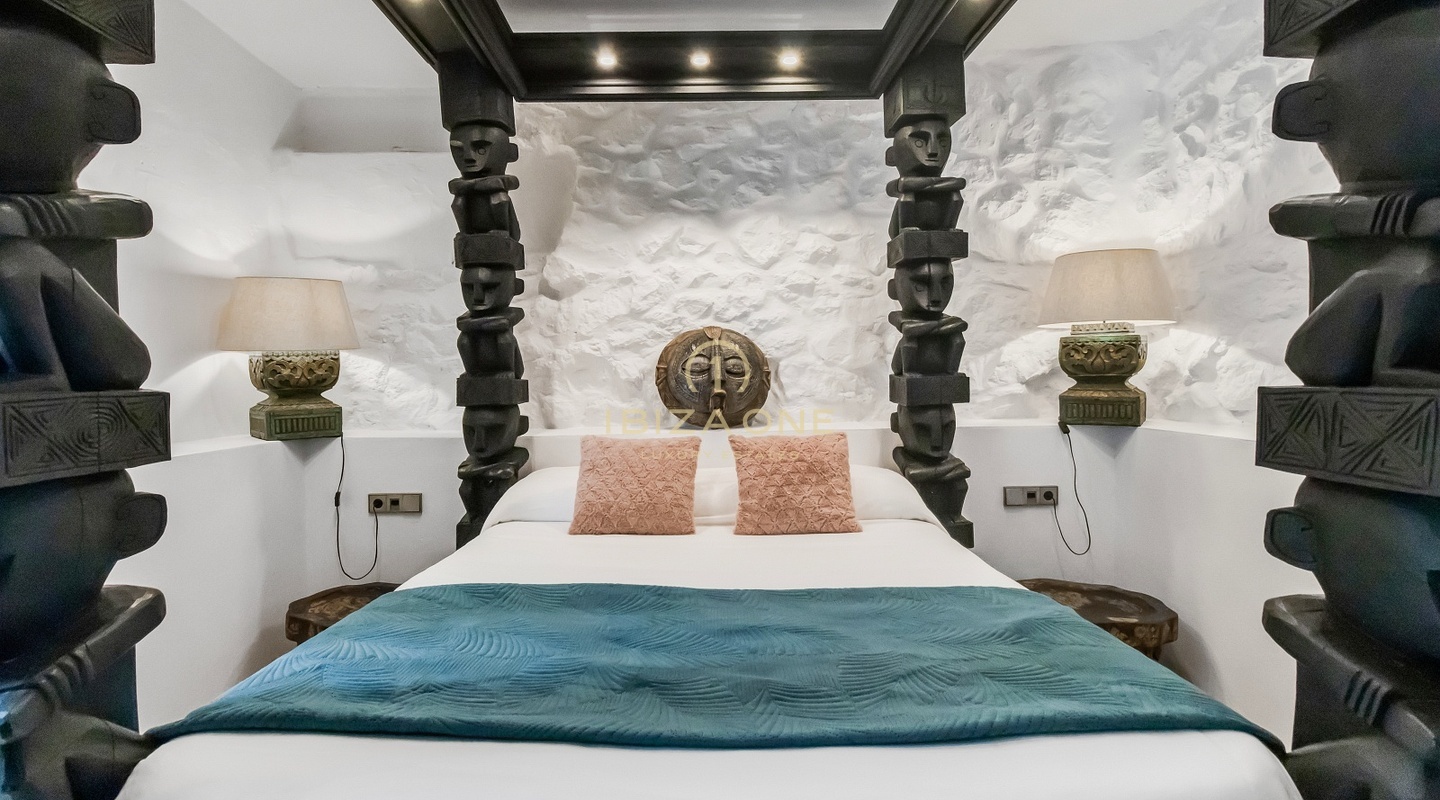 Private and secluded luxury villa in Sa Carroca for sale, Ibiza