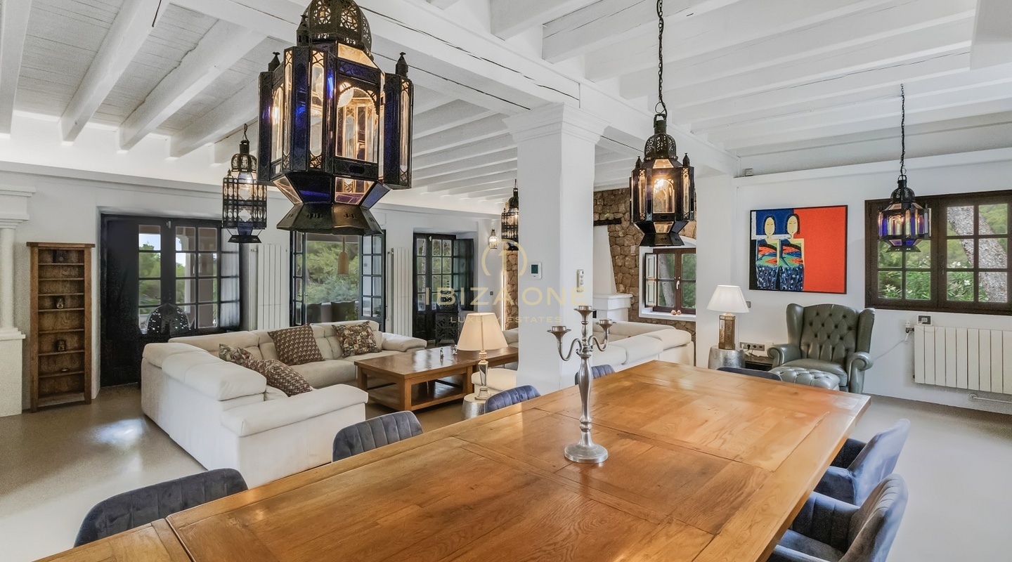 Villa de luxe privée et isolée à vendre à Sa Carroca, Ibiza