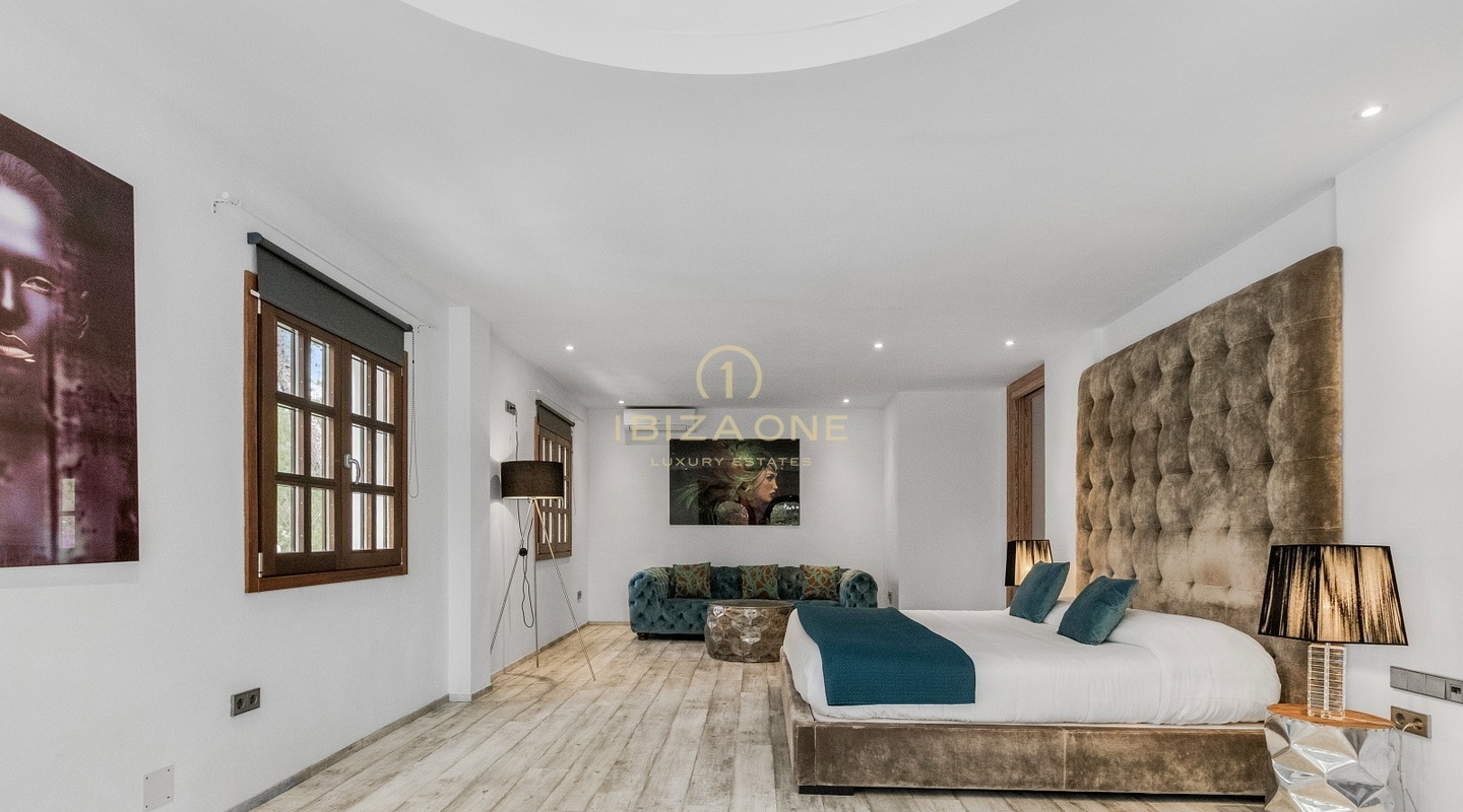 Villa de luxe privée et isolée à vendre à Sa Carroca, Ibiza