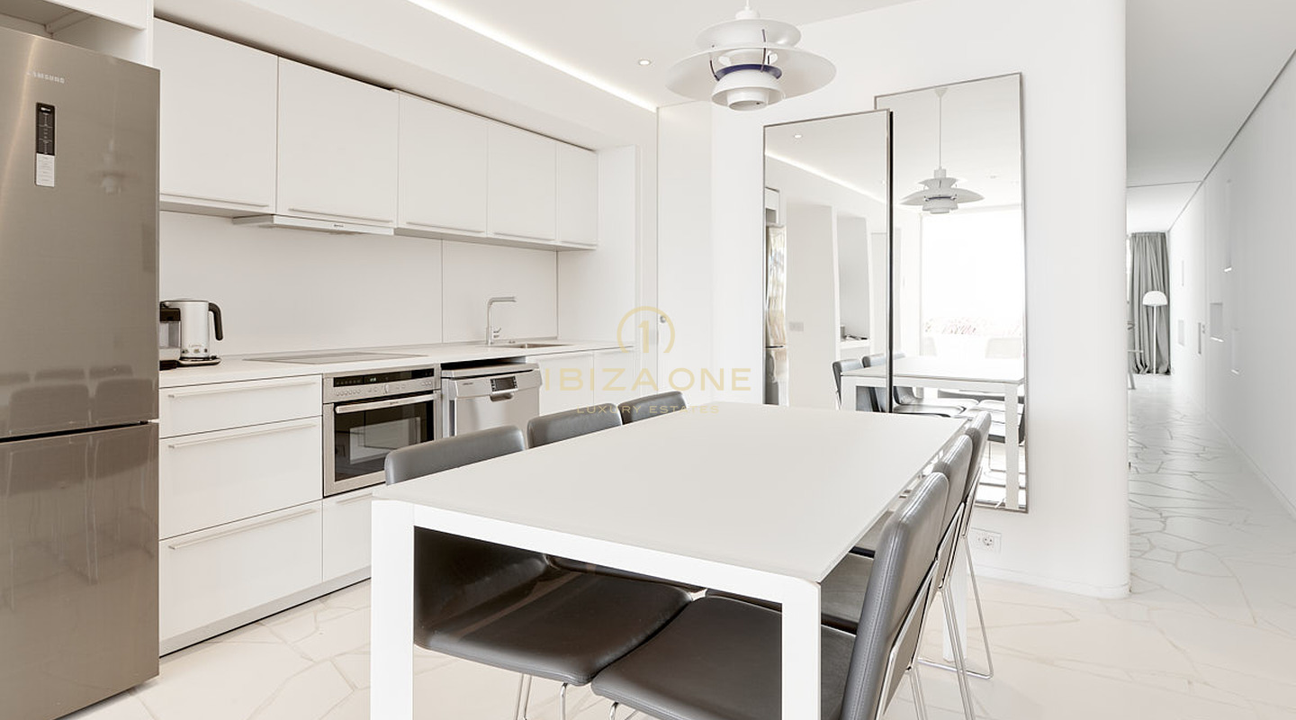 Luxe appartement met 2 slaapkamers in het exclusieve Las Boas-gebouw te koop, Ibiza - Luxe appartement met 2 slaapkamers in het exclusieve Las Boas-gebouw te huur, Ibiza