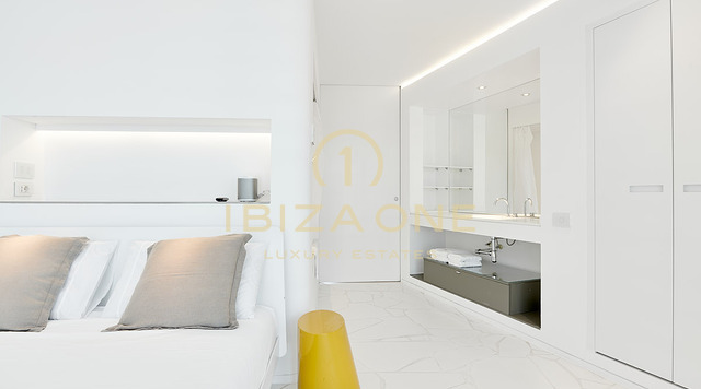 Luxuriöses Apartment mit 2 Schlafzimmern im exklusiven Gebäude Las Boas zu verkaufen, Ibiza - Luxuriöses Apartment mit 2 Schlafzimmern im exklusiven Gebäude Las Boas zu vermieten, Ibiza