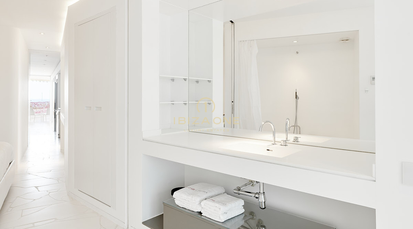 Appartement de luxe de 2 chambres dans l'immeuble exclusif Las Boas à vendre, Ibiza - Appartement de luxe de 2 chambres dans l'immeuble exclusif Las Boas à louer, Ibiza